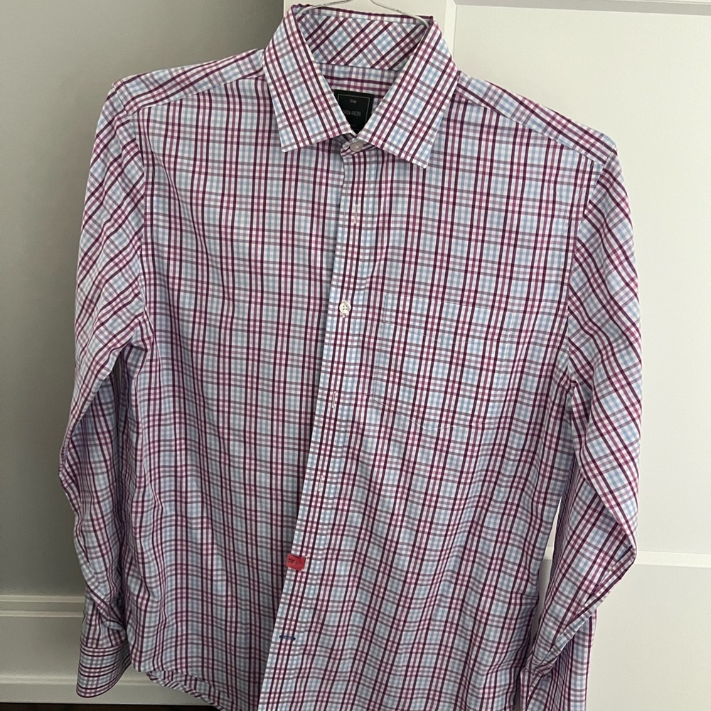 Men's gap non iron Checkered dress Shirt - size small